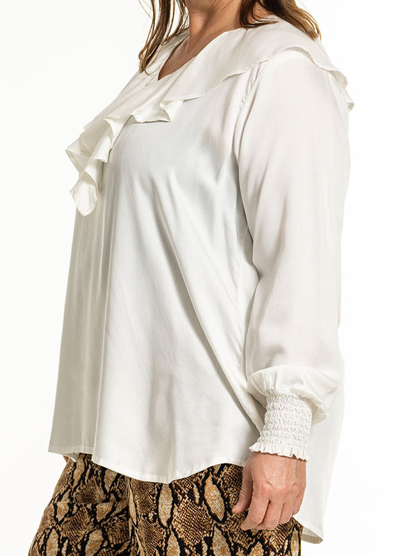 GYTHA - Plus Size Pusero fra Gozzip
