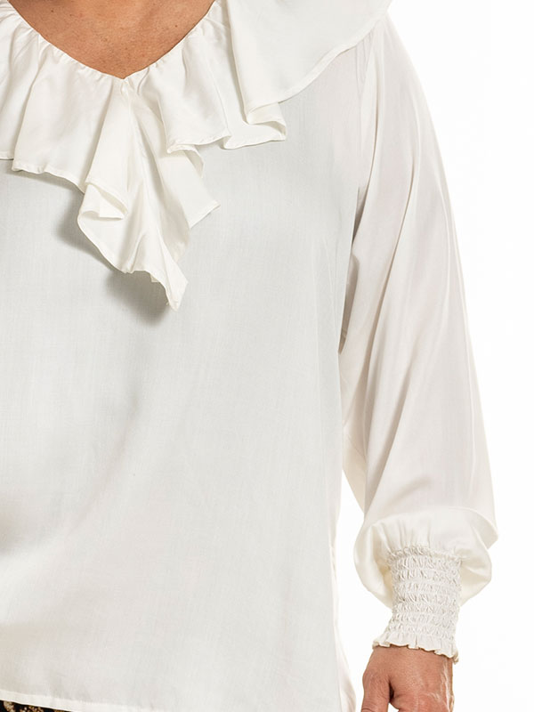 GYTHA - Plus Size Pusero fra Gozzip