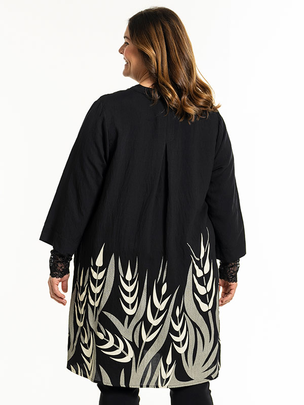 MONNA - Plus Size Tunic fra Gozzip