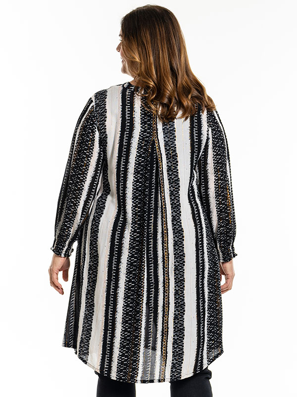 BEBBIE - Plus Size Tunic fra Gozzip