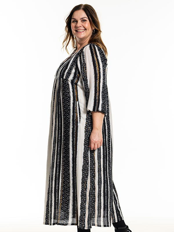 HONG - Plus Size Mekko fra Gozzip