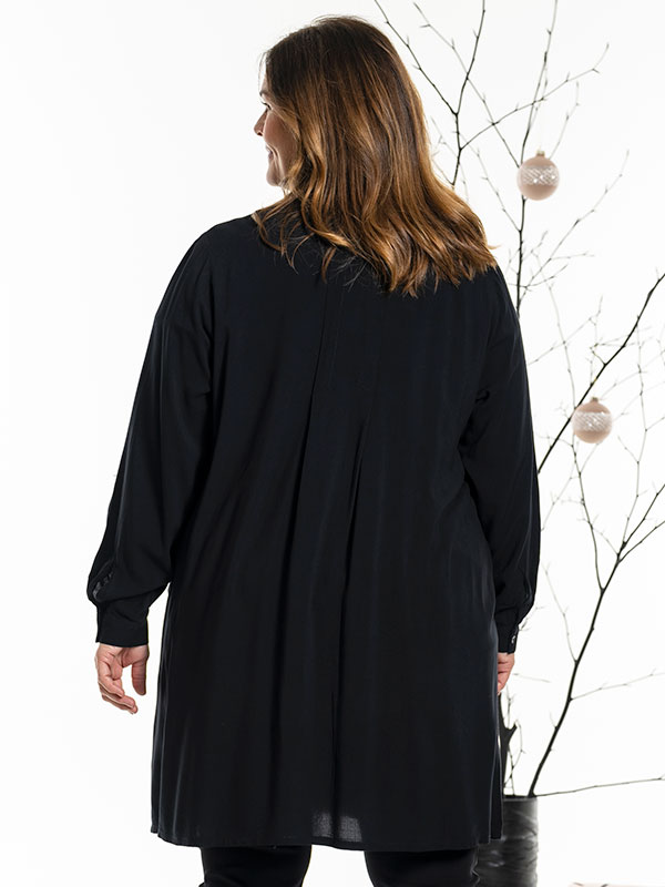 HEIKE - Plus Size Tunic fra Gozzip