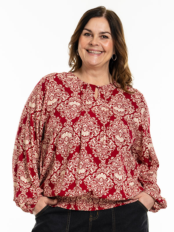 GABRIELLA - Plus Size Pusero fra Gozzip