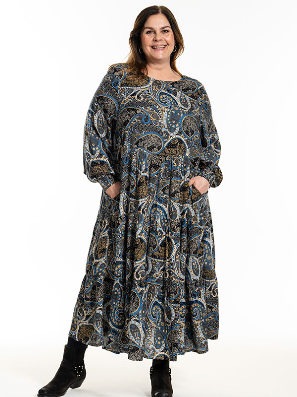 SUSSIE - Plus Size Mekko fra Gozzip