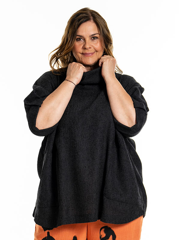ILSABET - Plus Size Pusero fra Gozzip