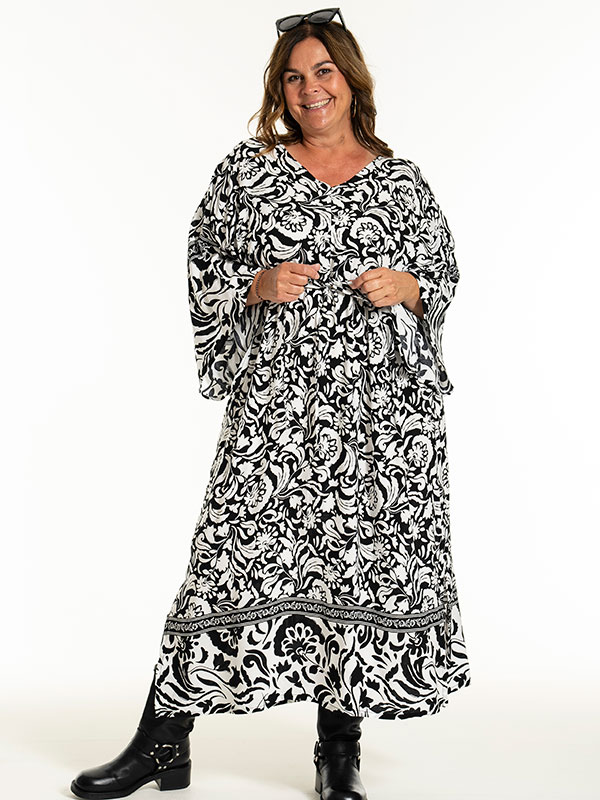 JAMILA - Plus Size Mekko fra Gozzip