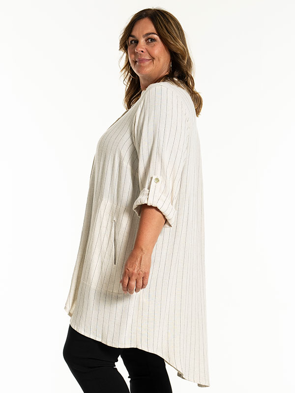 MONNA - Plus Size Tunic fra Gozzip