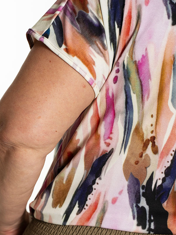 GITTE - Plus Size T-paita fra Gozzip