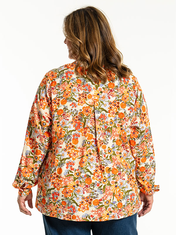 JANETT - Plus Size Pusero fra Gozzip