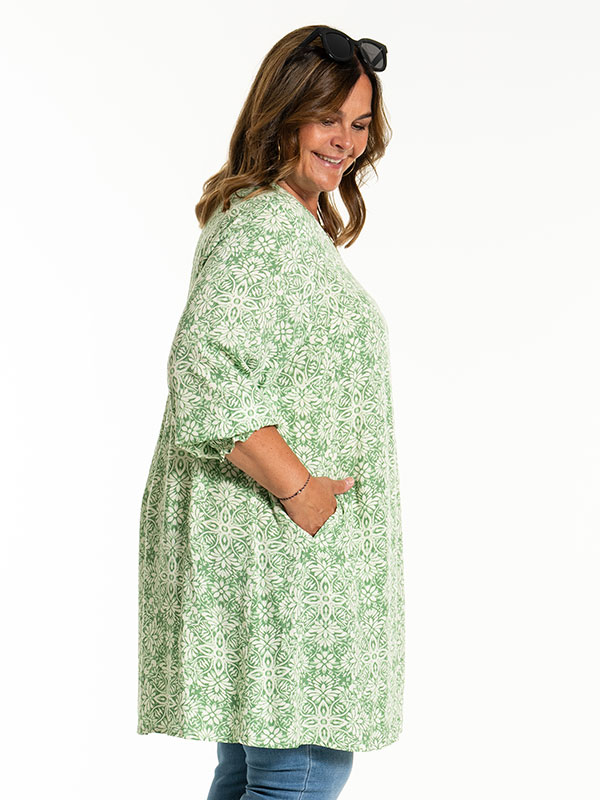 BENTINA - Plus Size Tunic fra Gozzip