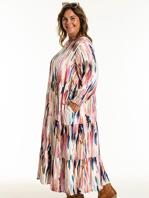 SUSSIE - Plus Size Mekko fra Gozzip