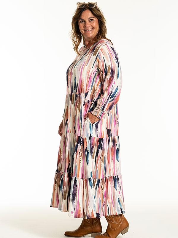 SUSSIE - Plus Size Mekko fra Gozzip