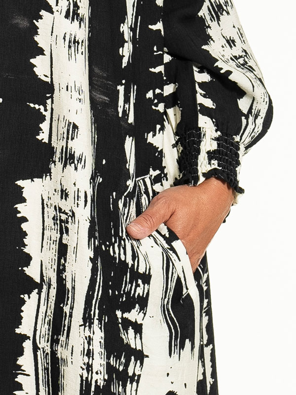 VALDIS - Plus Size Mekko fra Gozzip