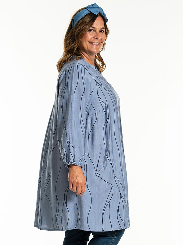 JEANA - Plus Size Tunic fra Gozzip