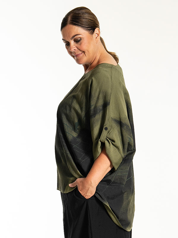 KLEO - Plus Size Pusero fra Gozzip Black