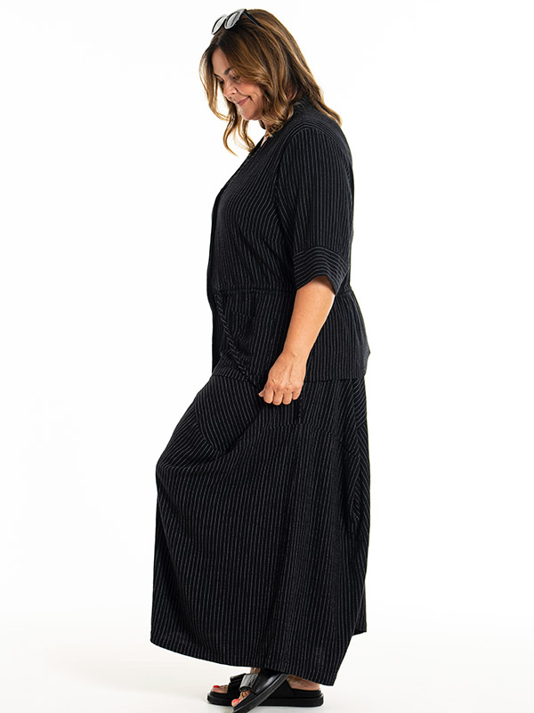 KATARINA - Plus Size Takki fra Gozzip