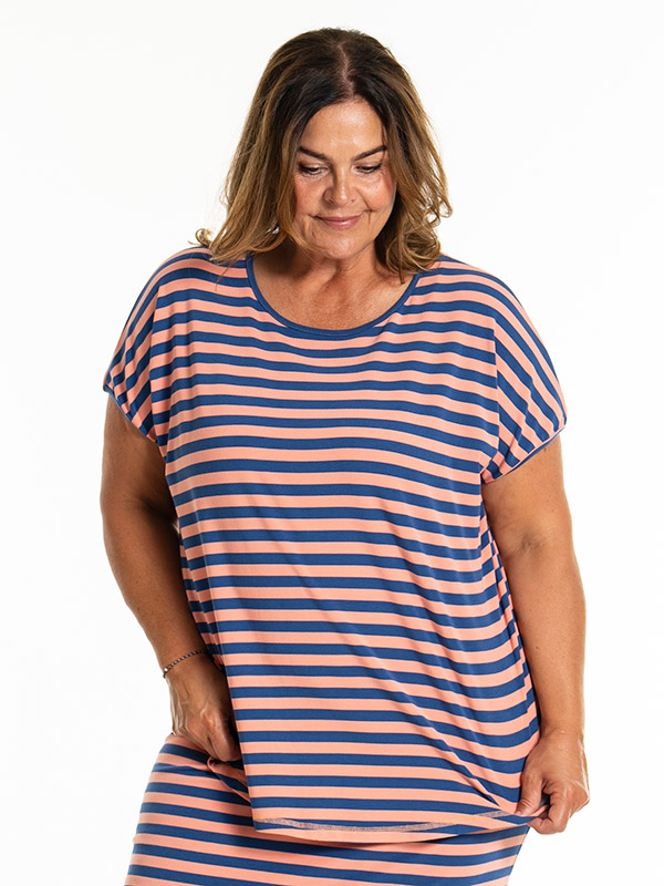 GITTE - Plus Size T-paita fra Gozzip