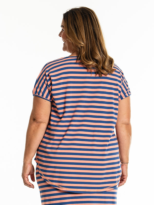 GITTE - Plus Size T-paita fra Gozzip