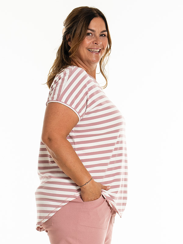 GITTE - Plus Size T-paita fra Gozzip