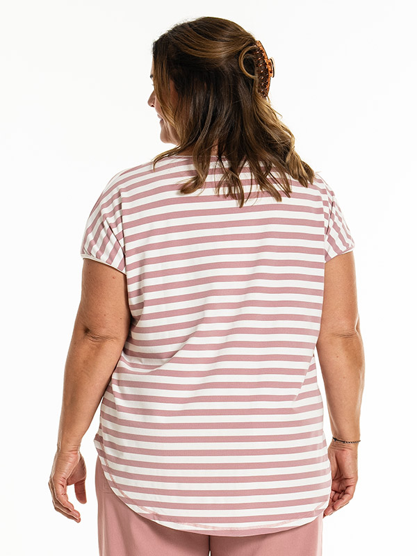 GITTE - Plus Size T-paita fra Gozzip
