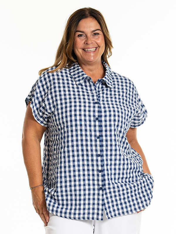 KAISA - Plus Size Paita fra Gozzip