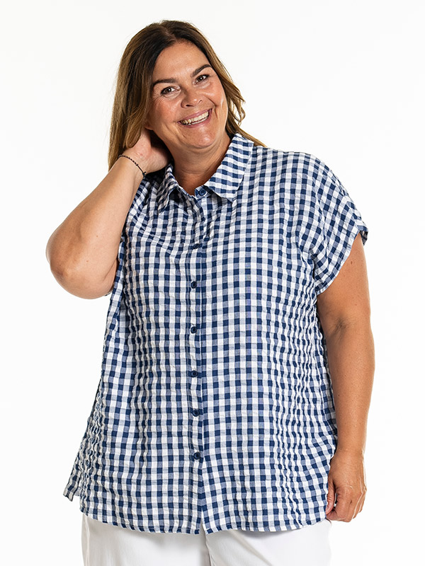 KAISA - Plus Size Paita fra Gozzip