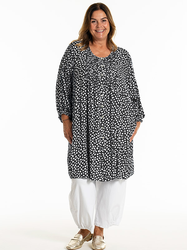 JOHANNE - Plus Size Tunic fra Gozzip
