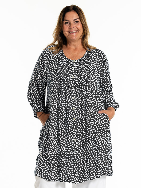 JOHANNE - Plus Size Tunic fra Gozzip
