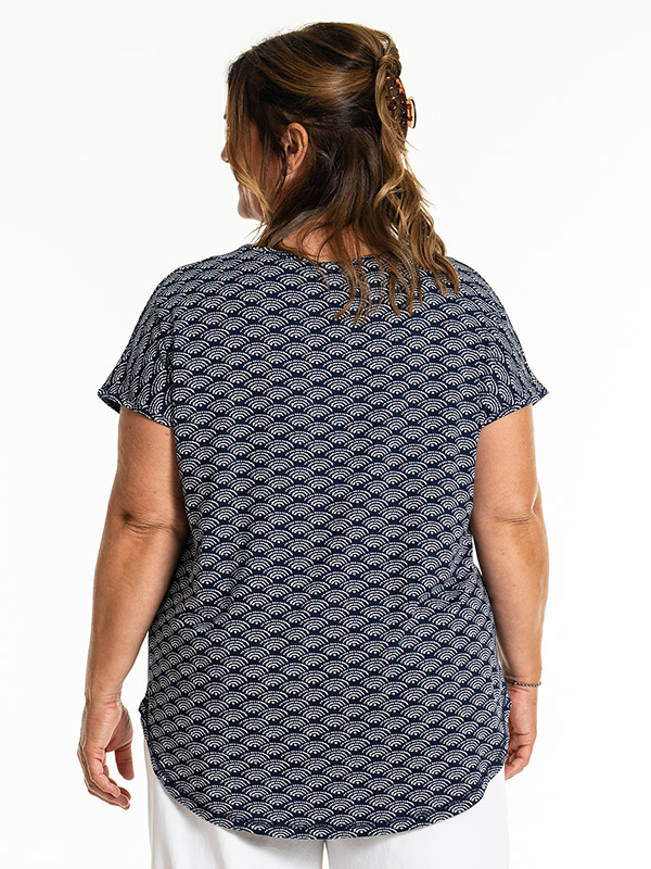 GITTE - Plus Size T-paita fra Gozzip