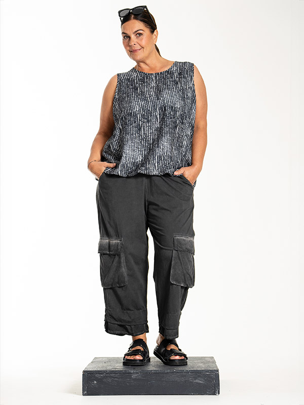 LORENA - Plus Size Toppi fra Gozzip Black