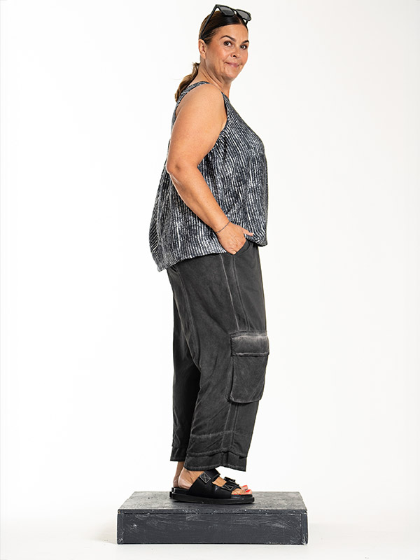 LORENA - Plus Size Toppi fra Gozzip Black