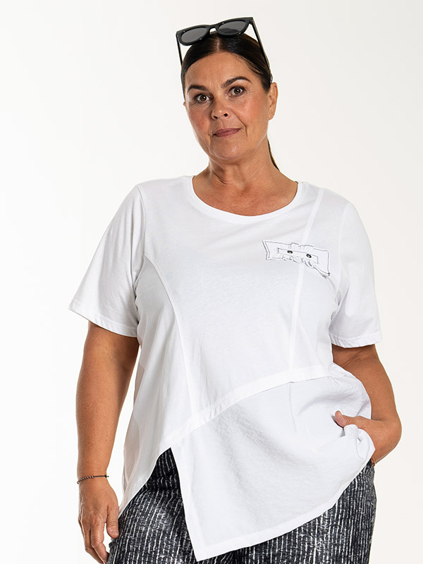 LøKKE - Plus Size T-paita fra Gozzip Black