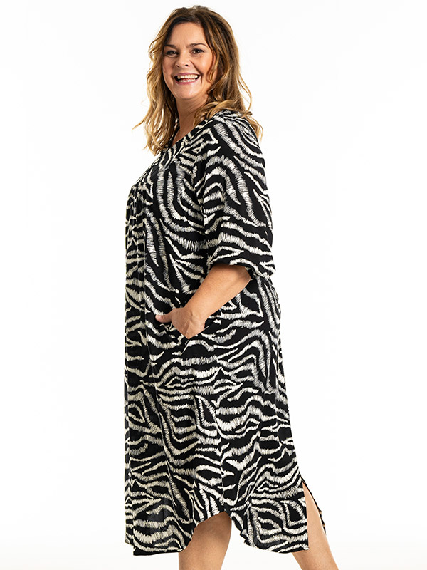 ALICE - Plus Size Mekko fra Gozzip