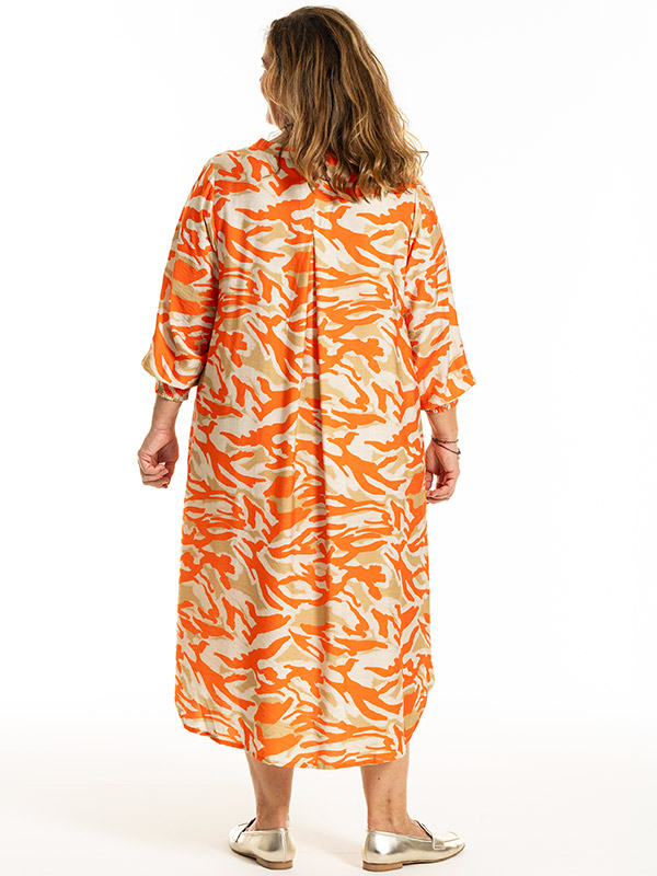 VALDIS - Plus Size Mekko fra Gozzip