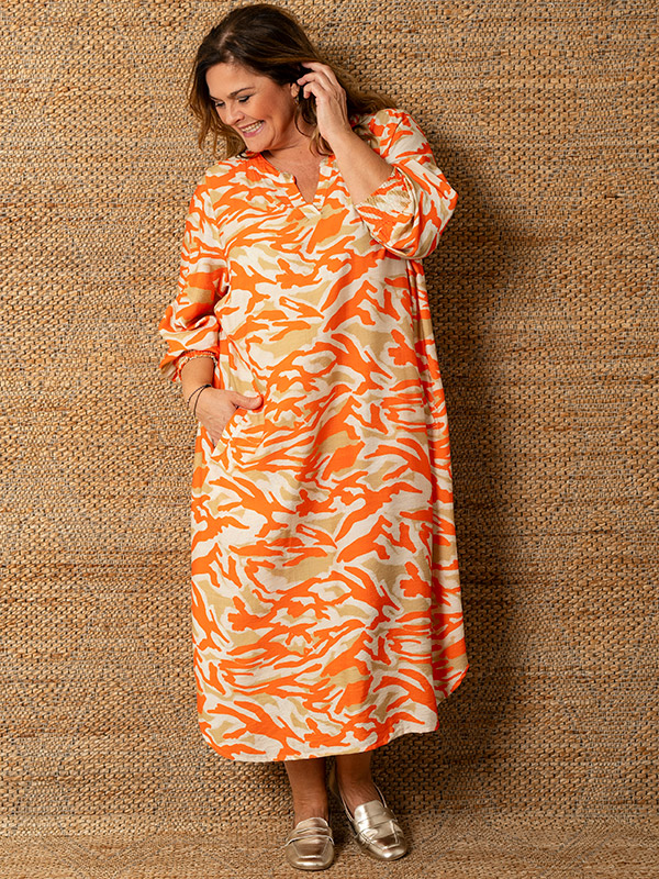VALDIS - Plus Size Mekko fra Gozzip