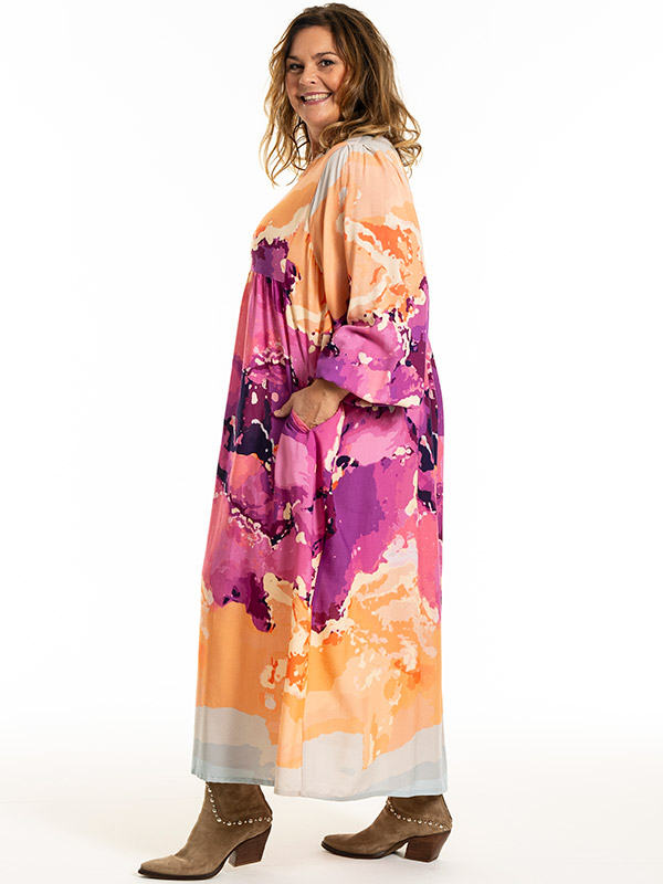 BETINE - Plus Size Mekko fra Gozzip