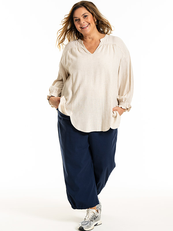 MIRJAM - Plus Size Pusero fra Gozzip