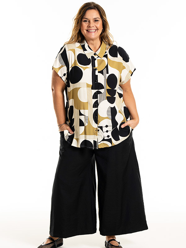 KAISA - Plus Size Paita fra Gozzip