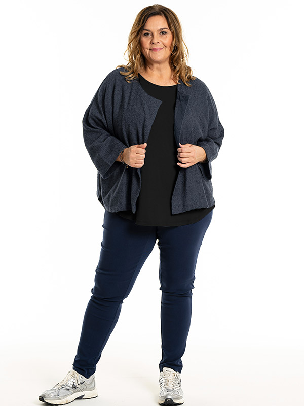 FIVA - Plus Size Neuletakki fra Gozzip