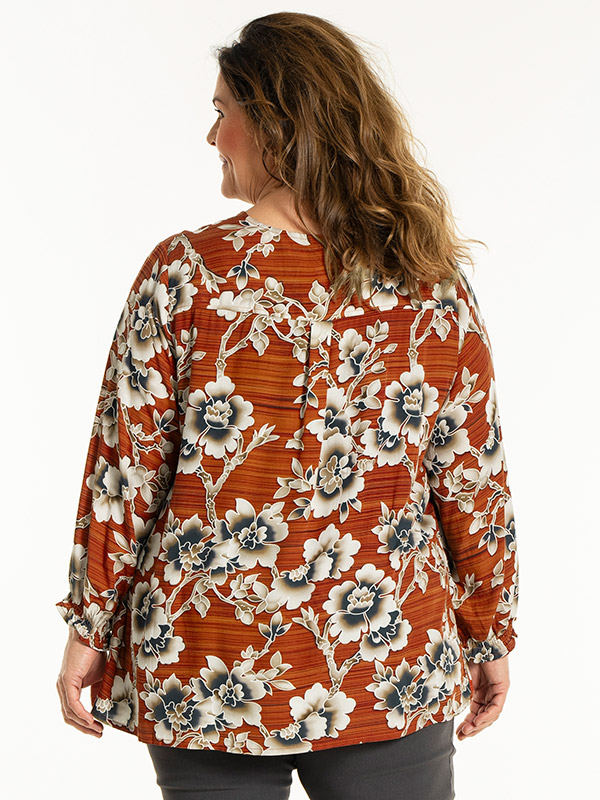 IBEN - Plus Size Pusero fra Gozzip