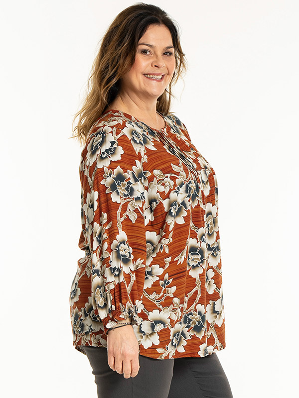 IBEN - Plus Size Pusero fra Gozzip
