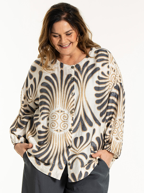 ANN-MARI - Plus Size Pusero fra Gozzip