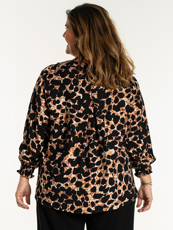 KETTY - Plus Size Pusero fra Gozzip