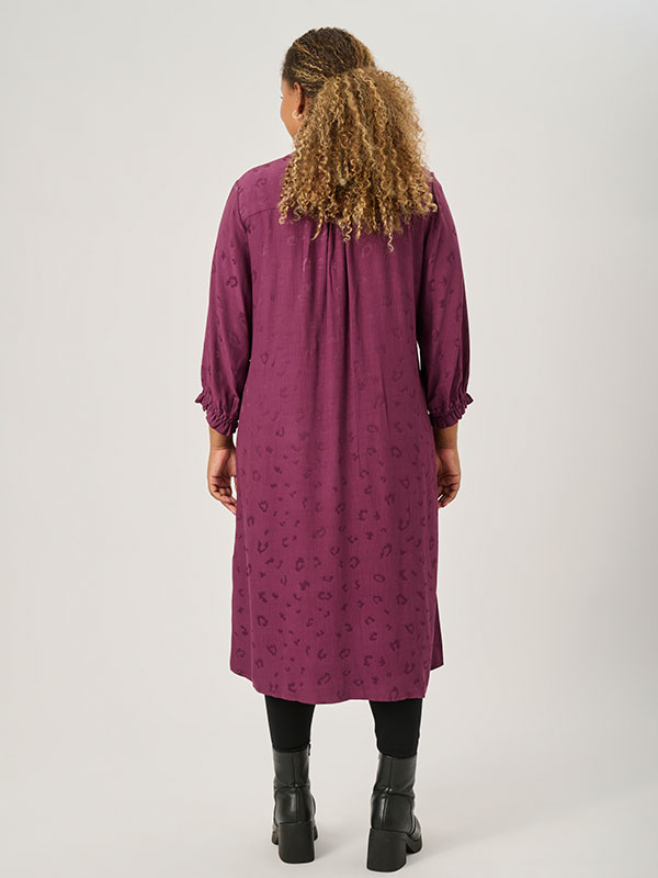 AULINE - Plus Size Mekko fra Pont Neuf