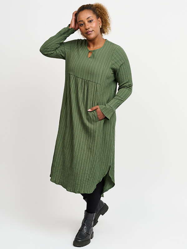 CATH - Plus Size Mekko fra Pont Neuf