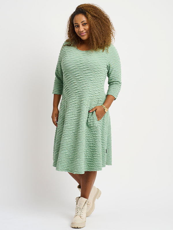 KITTY - Plus Size Mekko fra Pont Neuf