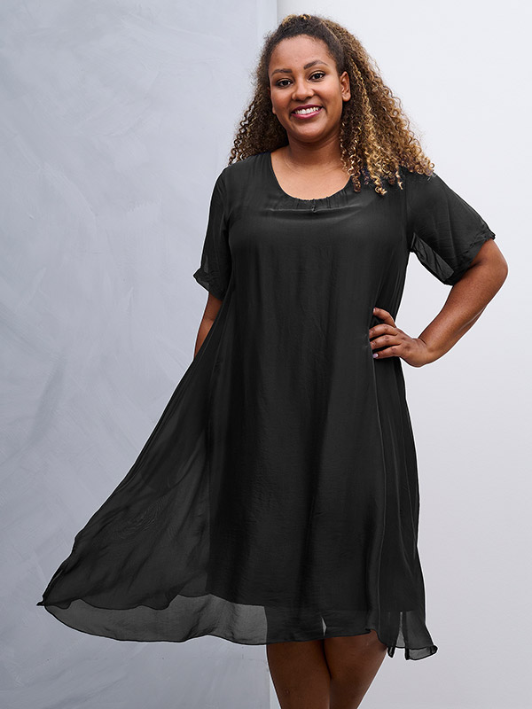 SASA - Plus Size Mekko fra Pont Neuf