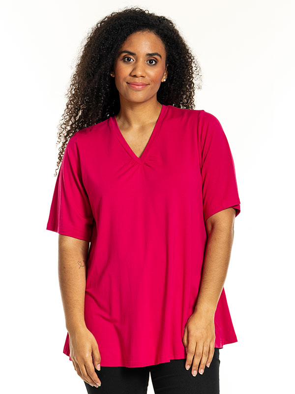 LYKKE - Plus Size T-paita fra Studio