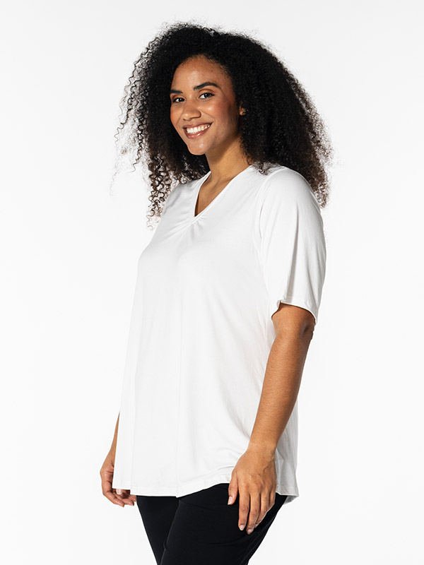 LYKKE - Plus Size T-paita fra Studio