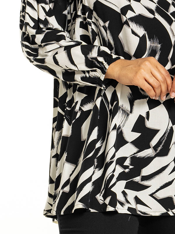 YVONNE - Plus Size Tunic fra Studio